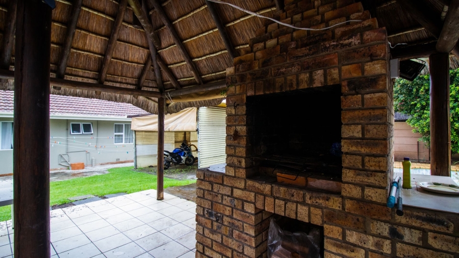 3 Bedroom Property for Sale in Sunnyridge Eastern Cape